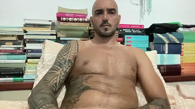 alessandromori91 online show from 07/10/26, 11:18