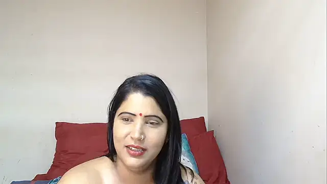 Snapshot of XIndianintimacy chatting on 12/01/24, 10:53 XIndianintimacy online show from 12/01/24, 10:53