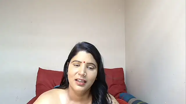 Snapshot of XIndianintimacy chatting on 01/03/25, 11:23 XIndianintimacy online show from 01/03/25, 11:23