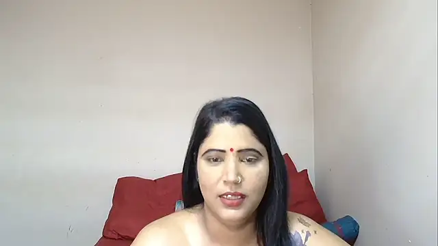 Snapshot of XIndianintimacy chatting on 01/12/25, 11:17 XIndianintimacy online show from 01/12/25, 11:17