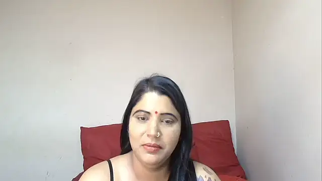 Snapshot of XIndianintimacy chatting on 01/19/25, 09:55 XIndianintimacy online show from 01/19/25, 09:55