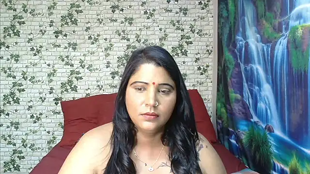 Snapshot of XIndianintimacy chatting on 02/26/25, 11:59 XIndianintimacy online show from 02/26/25, 11:59