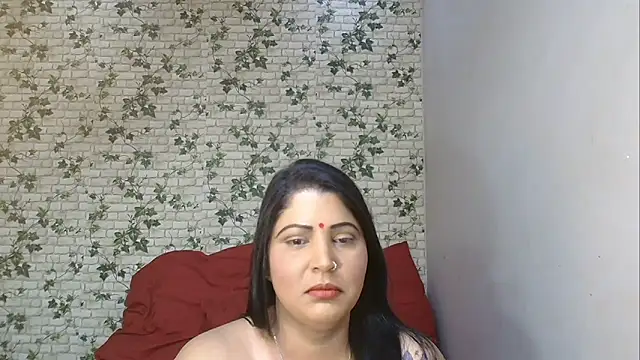 Snapshot of XIndianintimacy chatting on 09/25/25, 07:50 XIndianintimacy online show from 09/25/25, 07:50
