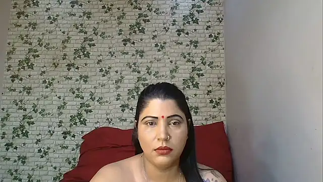 Snapshot of XIndianintimacy chatting on 09/28/25, 05:51 XIndianintimacy online show from 09/28/25, 05:51