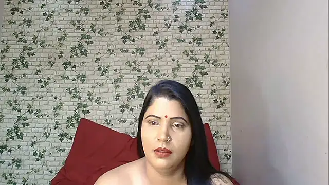 Snapshot of XIndianintimacy chatting on 10/04/25, 07:01 XIndianintimacy online show from 10/04/25, 07:01