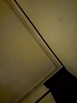 Escortuk online show from 04/05/26, 12:41