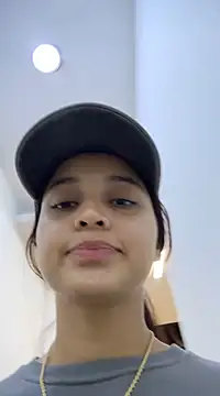 MollySanders    online show from 01/09/25, 06:04