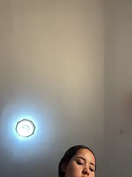 MollySanders    online show from 03/15/25, 07:38