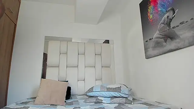 smit hot sr online show from 02/24/26, 06:22