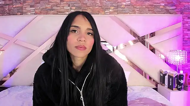 sophie pariss online show from 10/17/25, 02:59