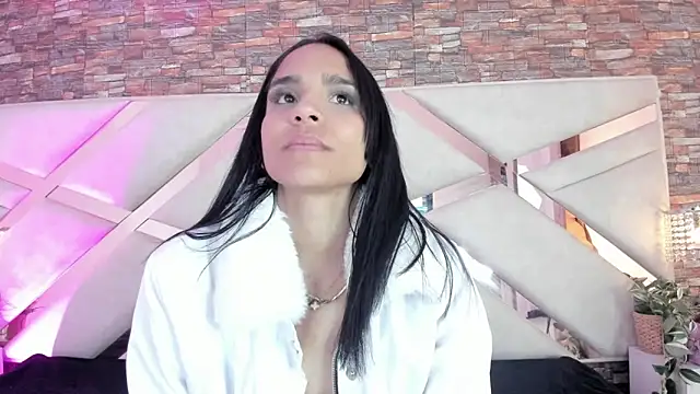 sophie pariss online show from 12/01/25, 02:05