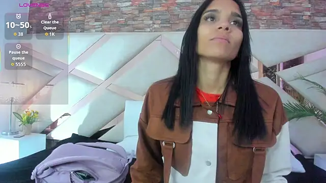 sophie pariss online show from 02/06/26, 03:00