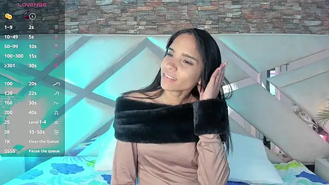 sophie pariss online show from 03/18/26, 02:47