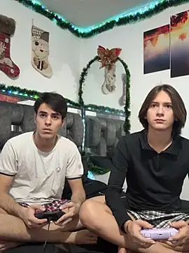 Alex and Fabian online show from 12/20/25, 04:30
