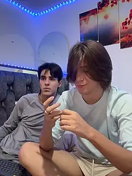 Alex and Fabian online show from 02/07/26, 04:27