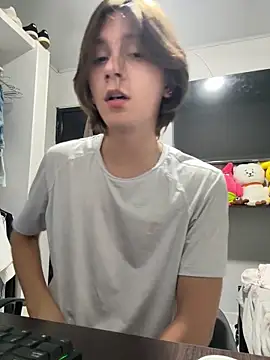 Alex and Fabian online show from 02/18/26, 01:34