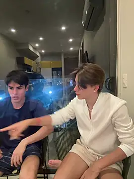 Snapshot of Alex_and_Fabian chatting on 05/06/26, 12:19 Alex and Fabian online show from 05/06/26, 12:19