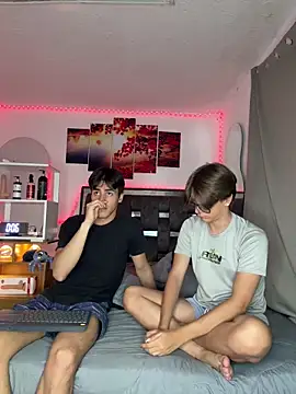 Snapshot of Alex_and_Fabian chatting on 05/15/26, 02:29 Alex and Fabian online show from 05/15/26, 02:29
