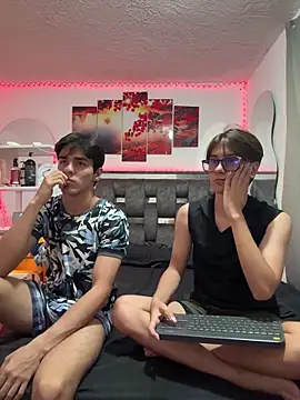 Snapshot of Alex_and_Fabian chatting on 05/24/26, 02:05 Alex and Fabian online show from 05/24/26, 02:05
