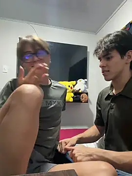 Snapshot of Alex_and_Fabian chatting on 05/26/26, 05:25 Alex and Fabian online show from 05/26/26, 05:25