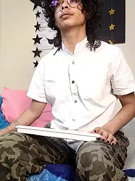 fenixmfx19 online show from 02/10/26, 11:31