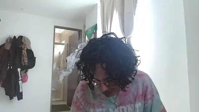 fenixmfx19 online show from 02/25/26, 07:12