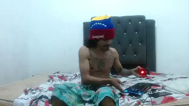 damian bottom bigcock online show from 02/17/25, 03:36