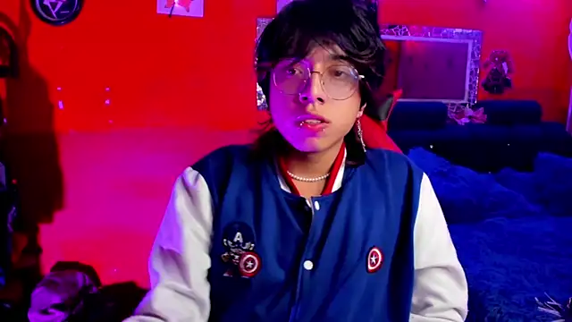 AnggelONfiree online show from 01/15/25, 04:25