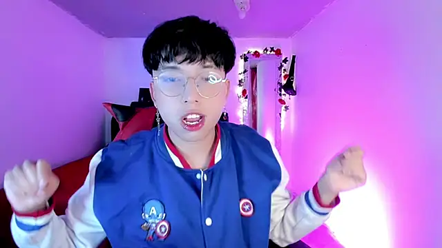 AnggelONfiree online show from 10/28/25, 11:40