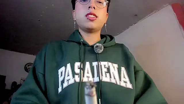 AnggelONfiree online show from 02/06/26, 03:22