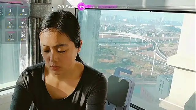 luoxuwen online show from 12/01/25, 12:37