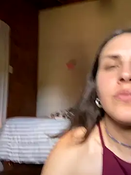 isadelasestrellas online show from 11/21/25, 05:55