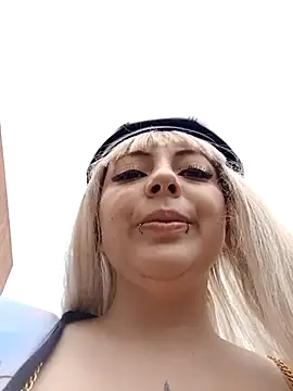 madelaine- online show from 03/14/25, 07:12