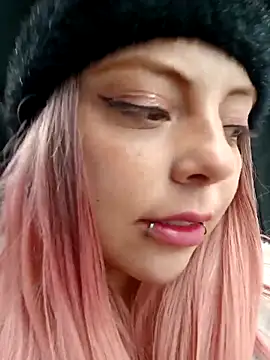 madelaine- online show from 03/17/25, 06:53