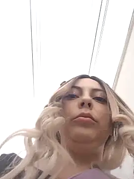 madelaine- online show from 09/18/25, 09:28