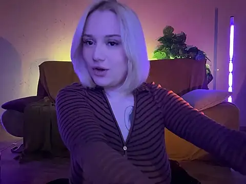 DaisyBooom online show from 05/30/26, 07:00