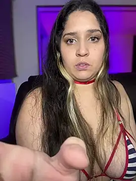 valentina jonnes1 online show from 03/08/25, 07:27