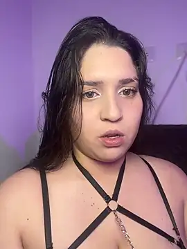 valentina jonnes1 online show from 02/13/26, 01:34