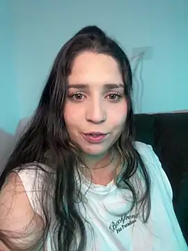 valentina jonnes1 online show from 04/23/26, 04:57