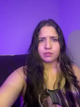 Snapshot of valentina_jonnes1 chatting on 06/01/26, 04:03 valentina jonnes1 online show from 06/01/26, 04:03