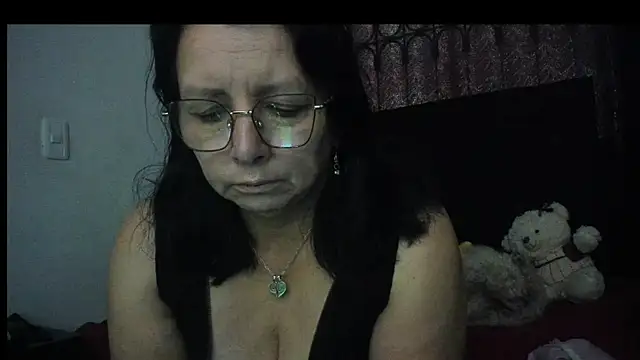 Evaaross 2345 online show from 01/09/26, 11:57