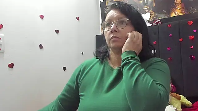 Evaaross 2345 online show from 03/16/26, 09:41