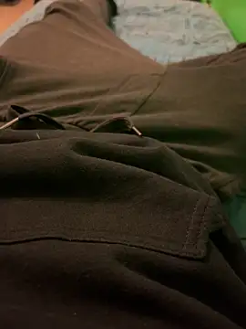 Snapshot of saxpassatempo chatting on 12/22/24, 04:17 saxpassatempo online show from 12/22/24, 04:17