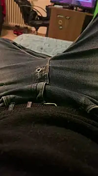 Snapshot of saxpassatempo chatting on 12/24/24, 07:33 saxpassatempo online show from 12/24/24, 07:33