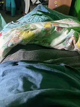 Snapshot of saxpassatempo chatting on 01/04/25, 01:21 saxpassatempo online show from 01/04/25, 01:21