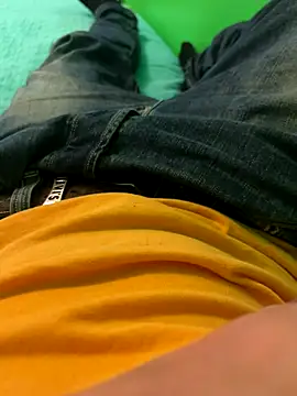 Snapshot of saxpassatempo chatting on 10/26/25, 12:33 saxpassatempo online show from 10/26/25, 12:33