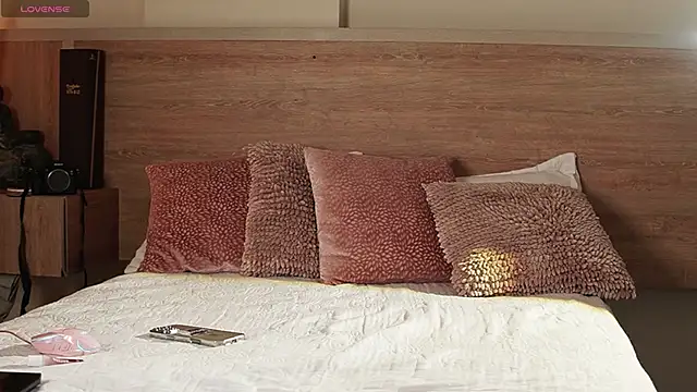 AliceShazaham  online show from 03/08/26, 04:05