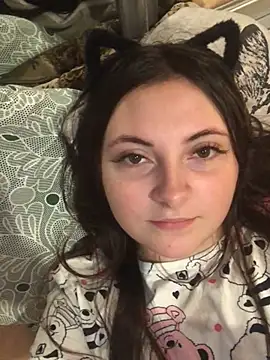 Snapshot of fairy365 chatting on 12/11/24, 11:19 fairy365 online show from 12/11/24, 11:19