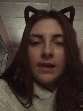 Snapshot of fairy365 chatting on 02/25/25, 08:14 fairy365 online show from 02/25/25, 08:14