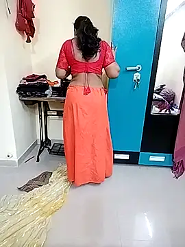 PayalSharmahot143 online show from 10/14/25, 02:34